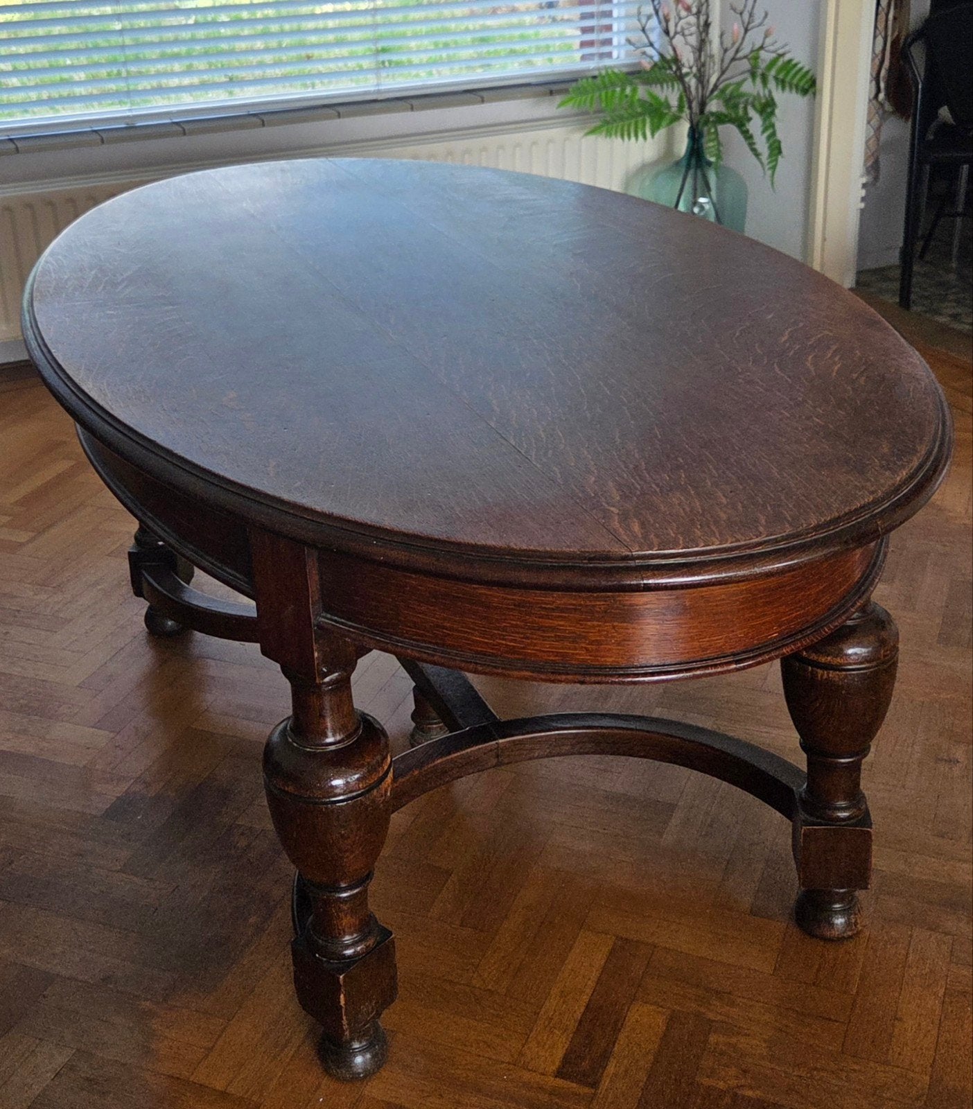 Antieke eettafel, Ophalen