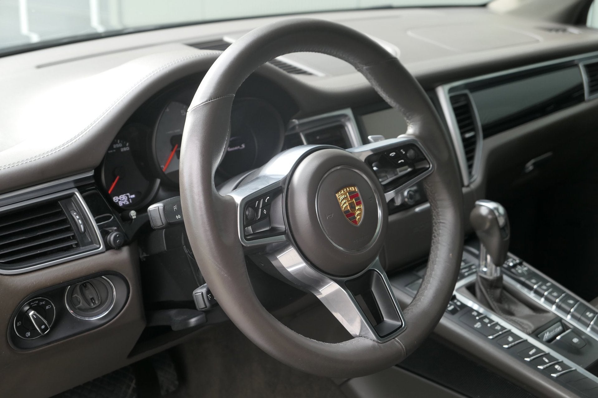 Porsche Macan 3.0 S Bose Pano Stoelverwarming, Auto's, Automaat, Gebruikt, Vierwielaandrijving, SUV of Terreinwagen