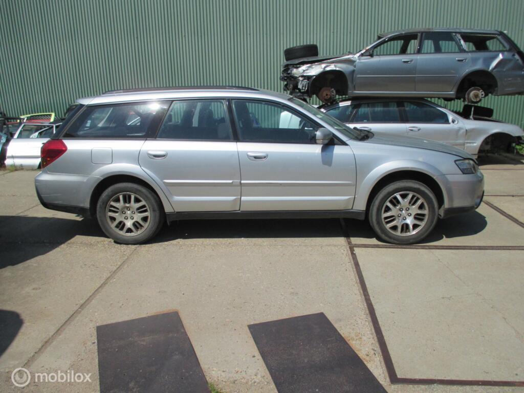 Onderdelen Subaru Legacy Touring Outback 2.5i 2004, Subaru, Gebruikt, Subaru