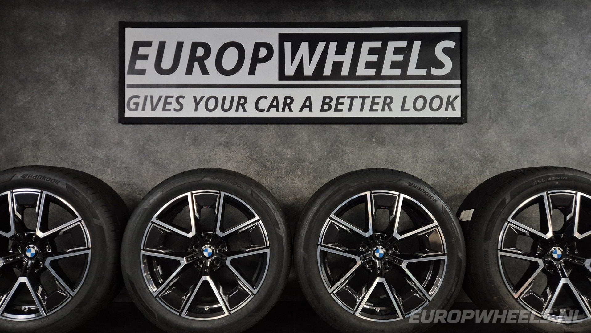Originele BMW i4 G26 G22 18 inch velgen 858M zomerbanden
