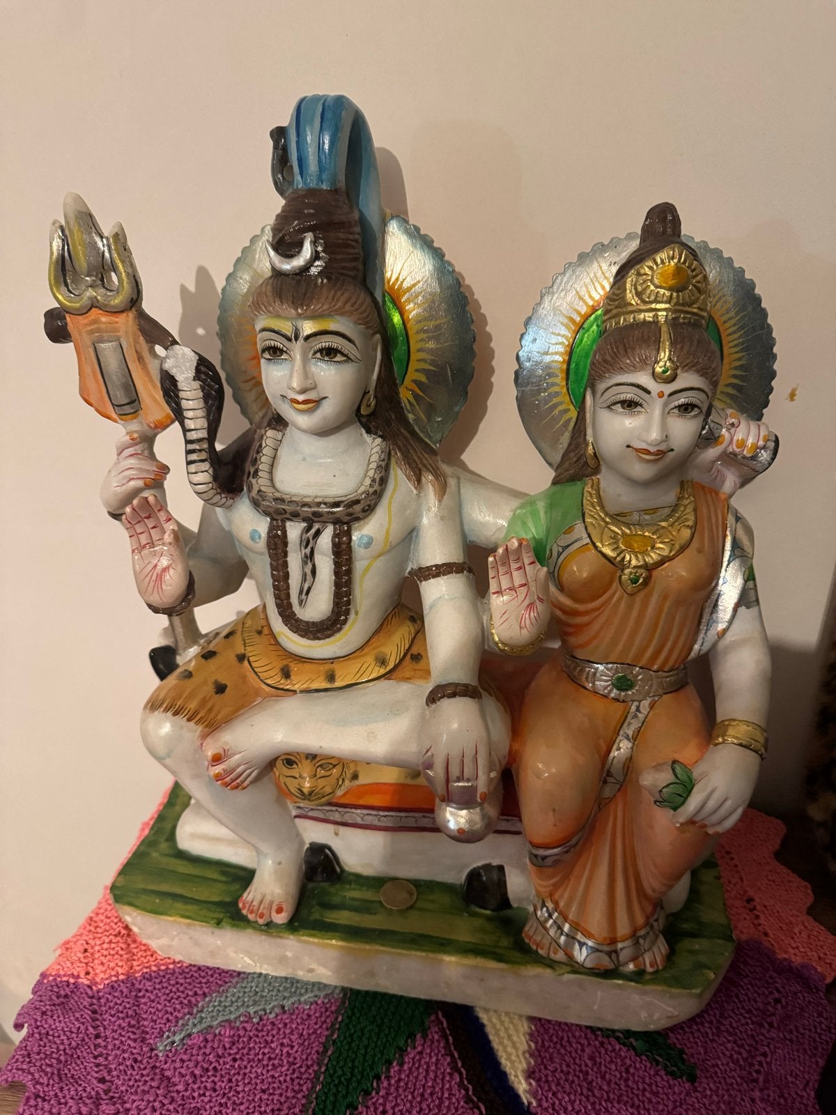 Marmeren Beeld Shiva en Parvati - Hindoeïstische Goden, Antiek en Kunst, Natuurlijk materiaal, Ophalen of Verzenden, Handgemaakt