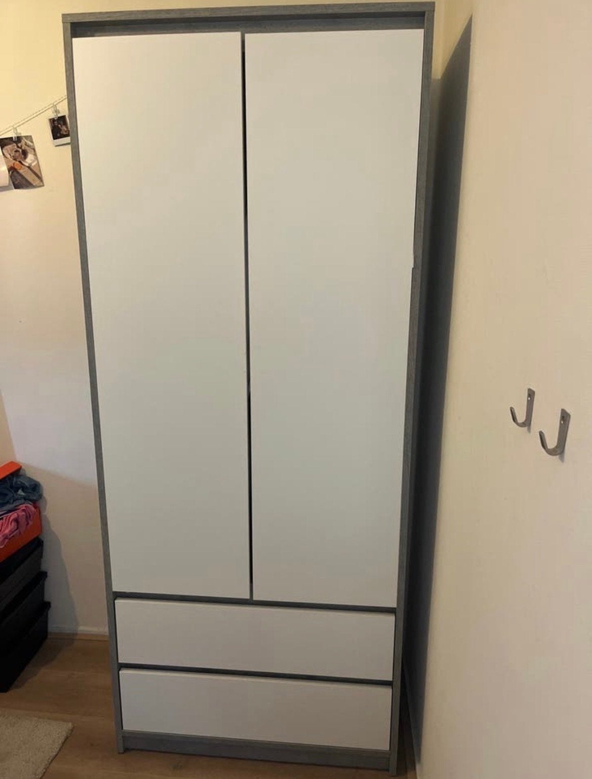 JYSK BILLUND Kledingkast 80x193 wit/beton, Ophalen, Overige materialen, 50 tot 100 cm, Zo goed als nieuw