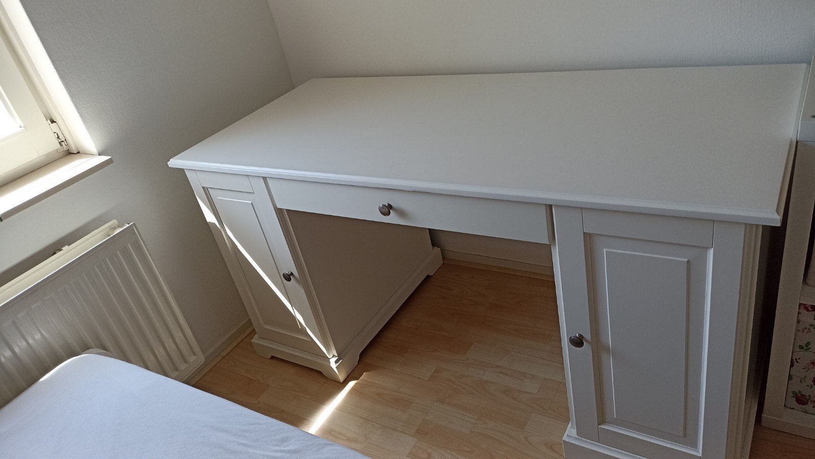 Bureau Ikea Liatorp 145 65 73, Ophalen, Opbergruimte, 65 cm, Zo goed als nieuw