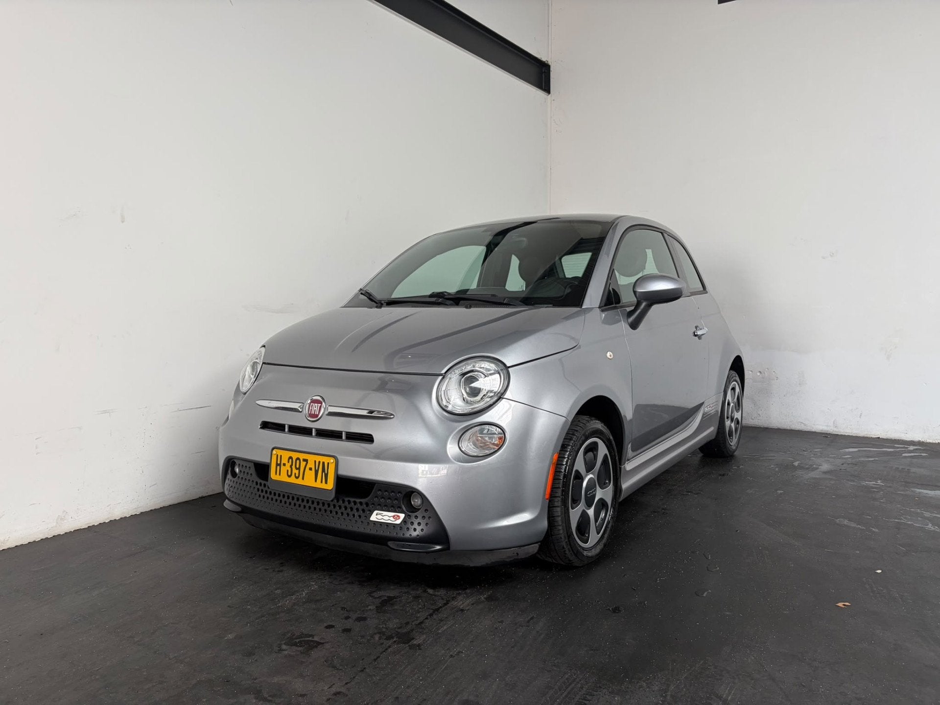Fiat 500 E 24kwh. Cruise. Clima! (bj 2016, automaat), 4 stoelen, Leder, 1285 kg, Te koop
