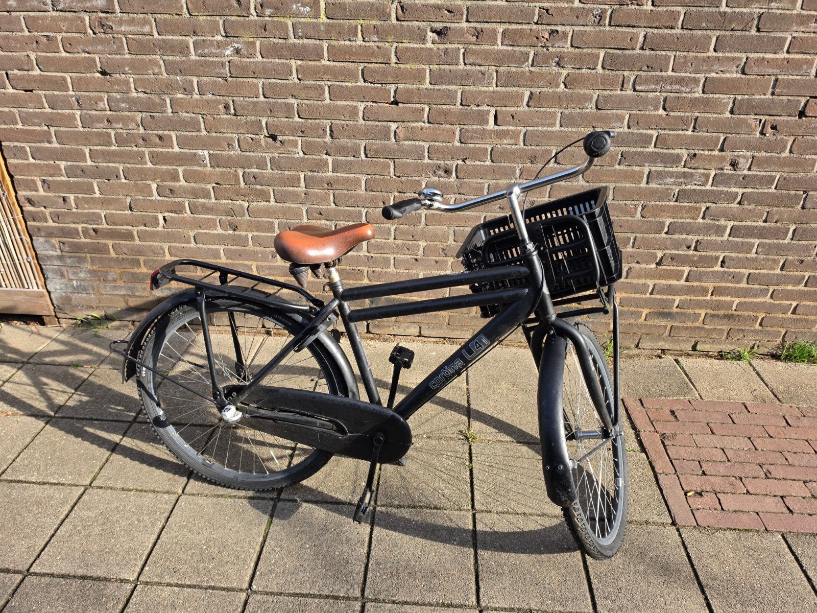 Cortina L4 fiets 26 inch 3 versnellingen met mandje