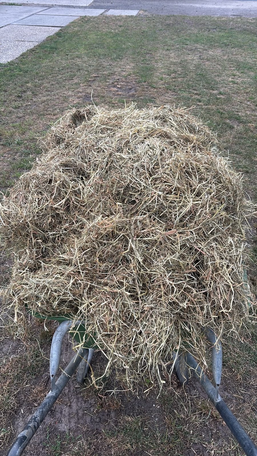hooi wikkelbalen ideaal voor vee en paarden, Ophalen