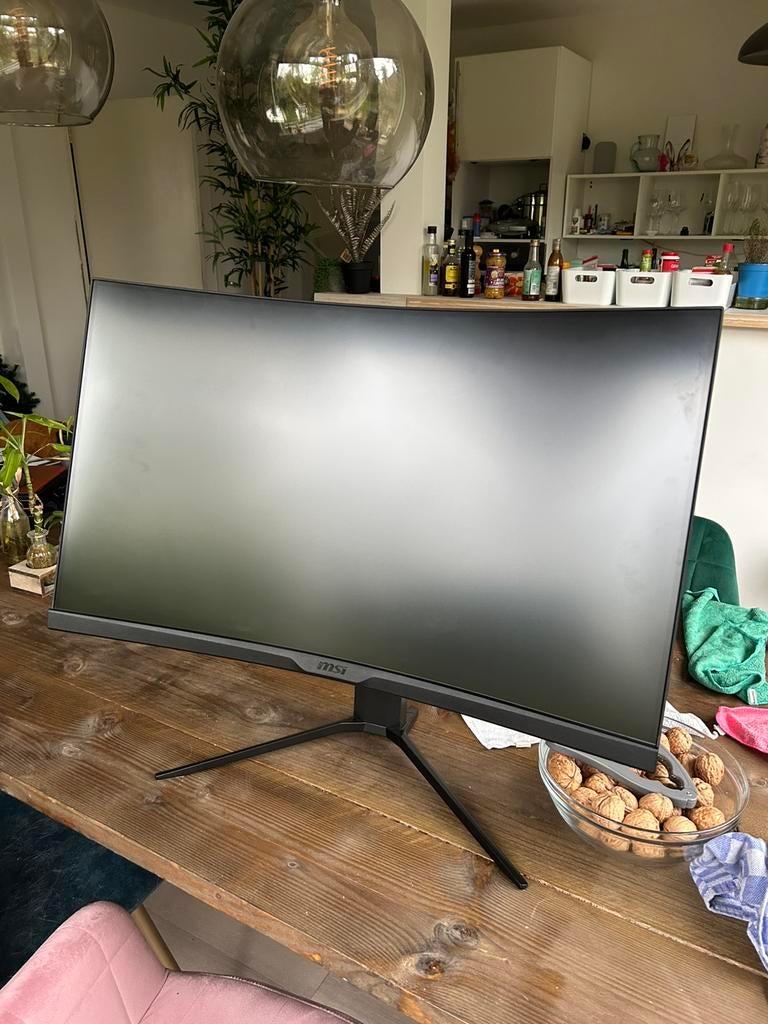 MSI optix beeldscherm, HDMI, VA, Zo goed als nieuw, In hoogte verstelbaar
