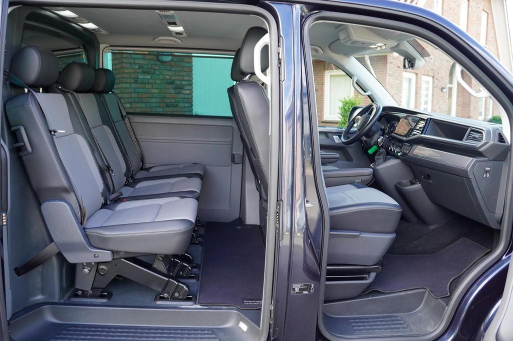 Volkswagen Caravelle T6.1 2.0 TDI 204 PK DSG L2H1 DUB/CAB A-, Stof, Gebruikt, 4 cilinders, Inductieladen voor smartphones