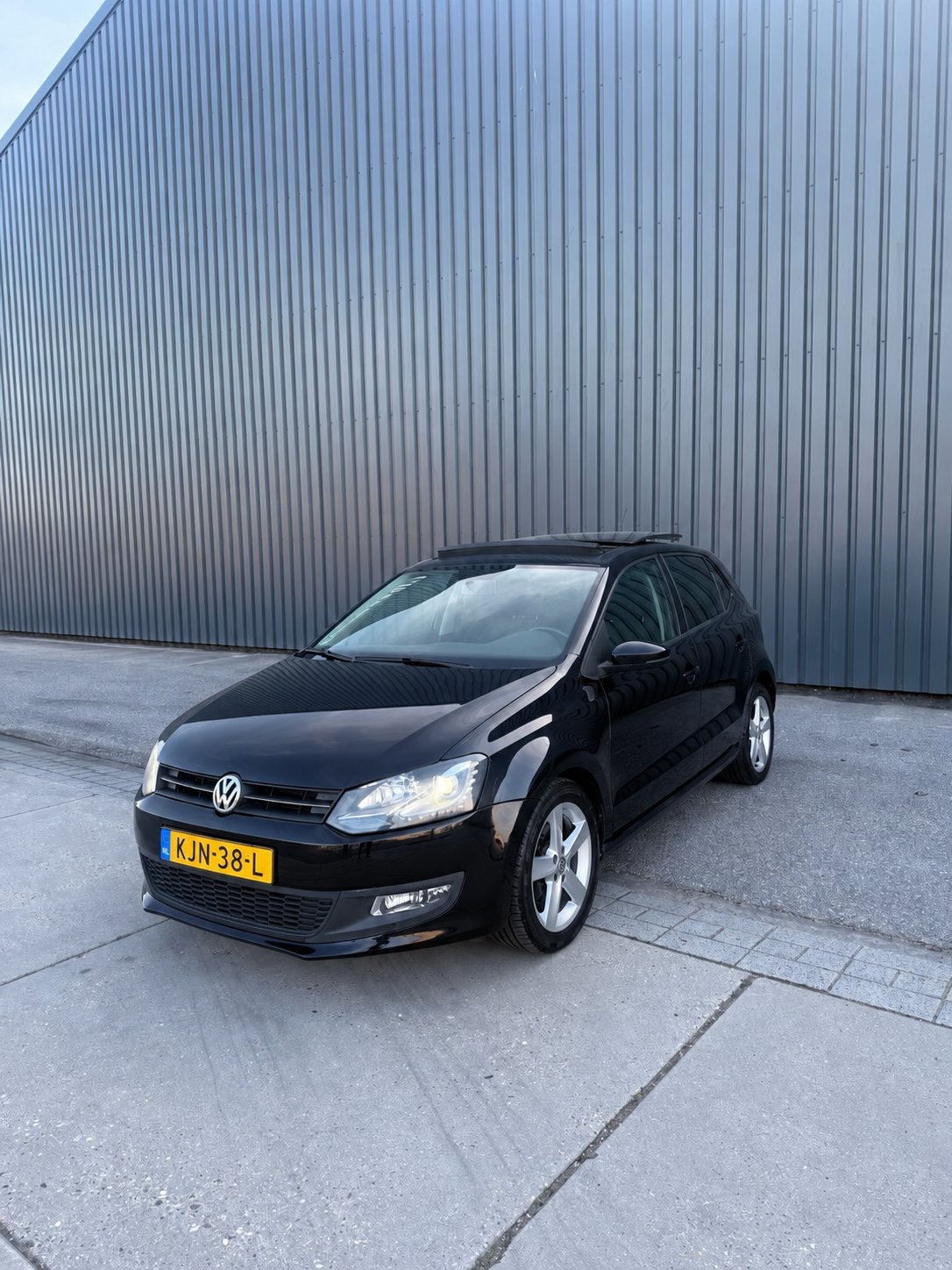 Volkswagen Polo 1.2 TSI 77KW 2013 Zwart/Pano/led, Auto's, Voorwielaandrijving, Euro 5, Zwart, Zwart