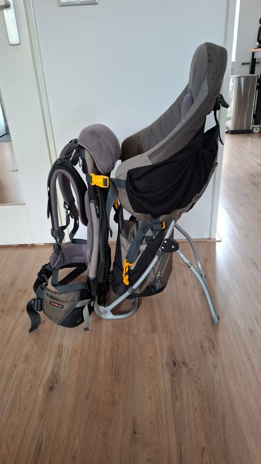 Draagzak/Rugdrager voor baby/kind met zonnekap en regenhoes, Kinderen en Baby's, Babydragers en Draagdoeken, Ophalen of Verzenden