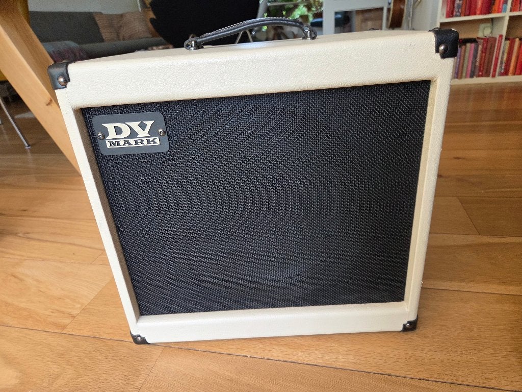 DV Mark dv little jazz, Muziek en Instrumenten, Ophalen of Verzenden, Zo goed als nieuw, Gitaar, 50 tot 100 watt