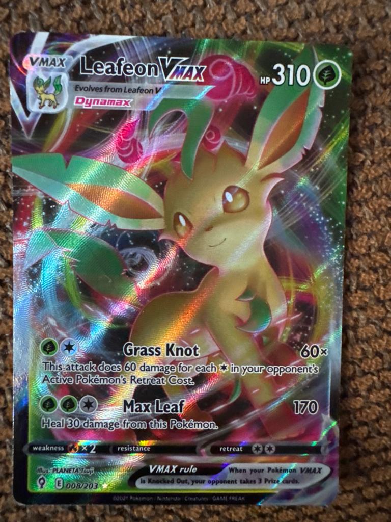Leafeon VMAX Pokémon Kaart (008/203) - Zo goed als nieuw, Ophalen, Zo goed als nieuw, Losse kaart, Foil