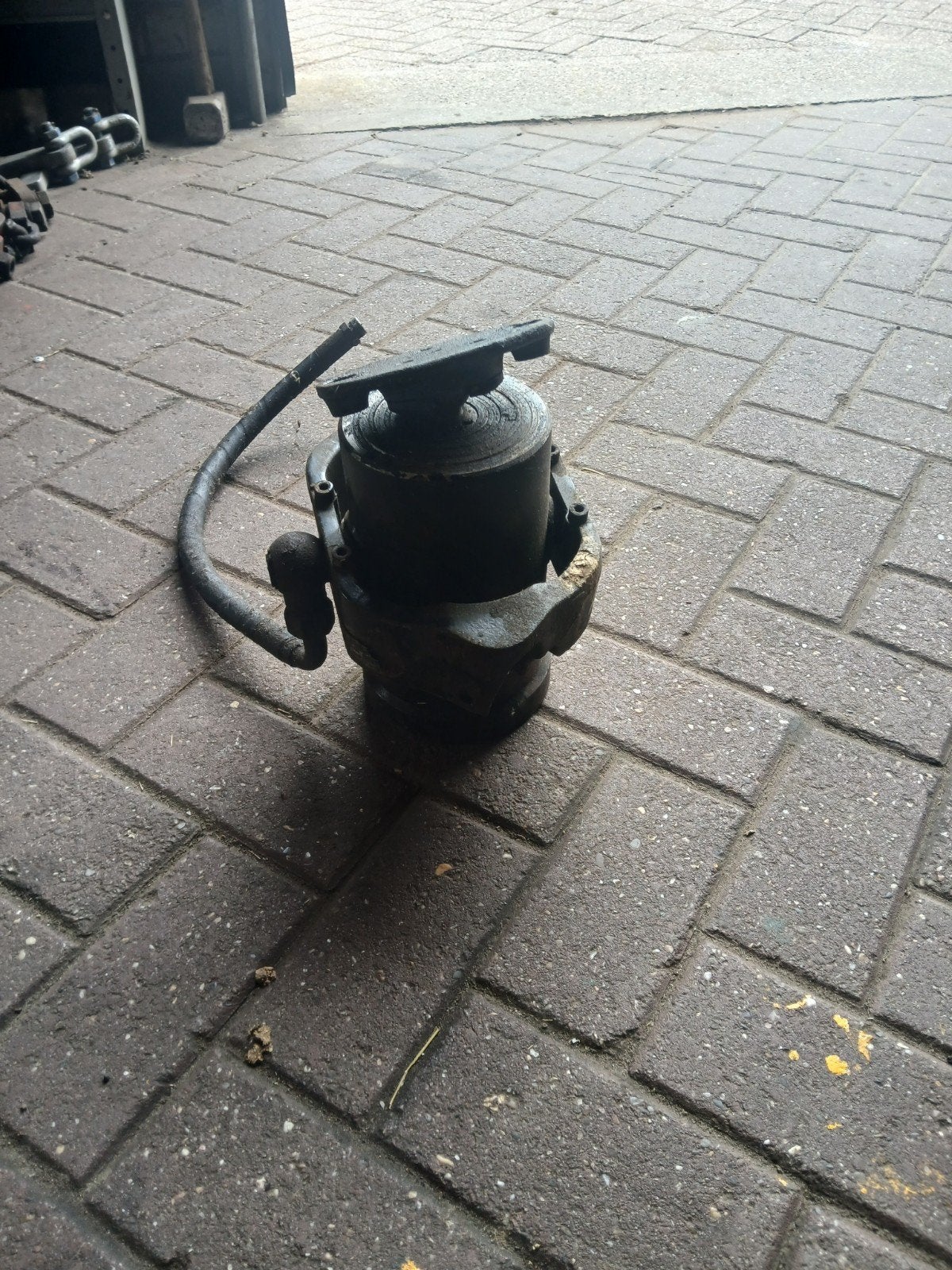 Kiepcilinder unimog, Ophalen, Overige merken
