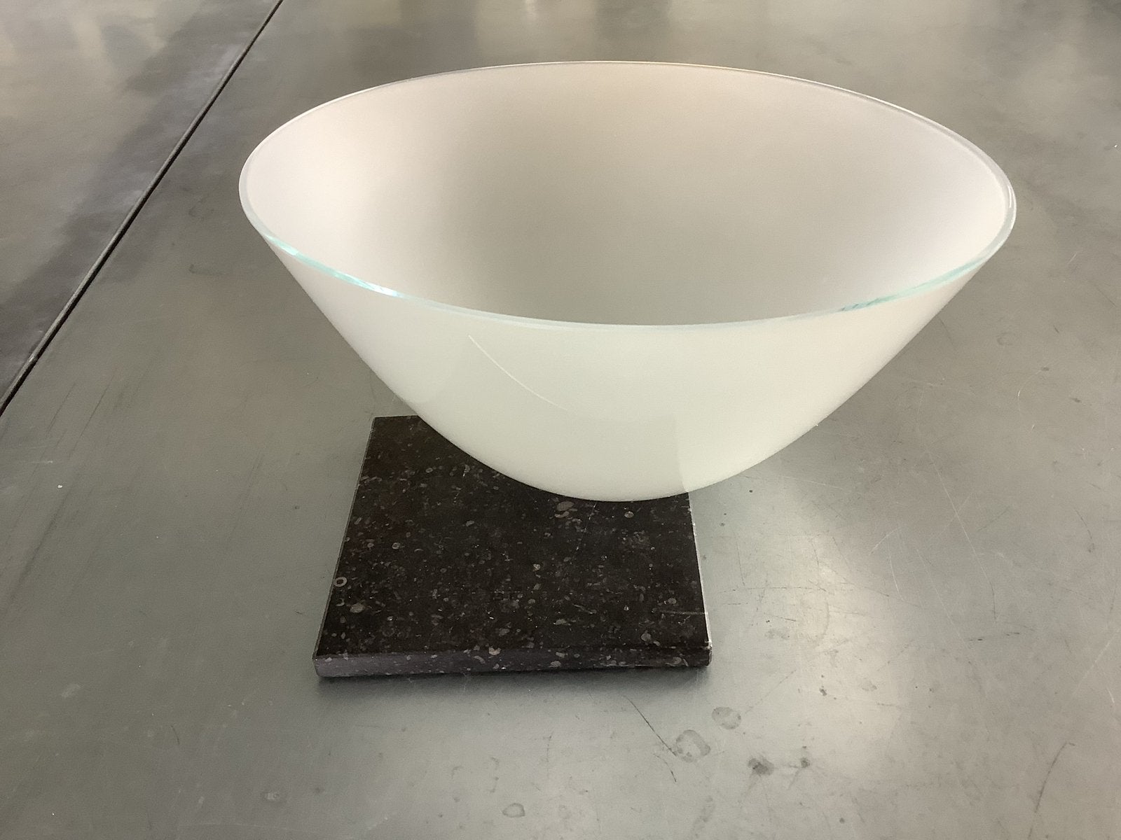 Bert Frijns, glasobject, kleine balans, Antiek en Kunst, Ophalen