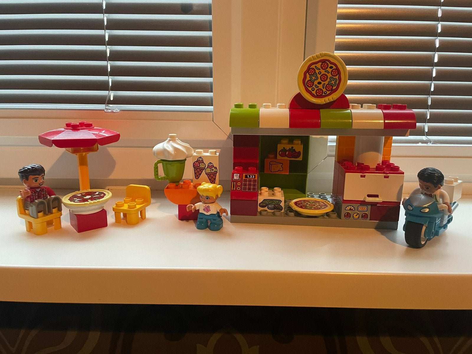 Duplo pizza set 10834 en 10927, Ophalen of Verzenden, Zo goed als nieuw, Duplo