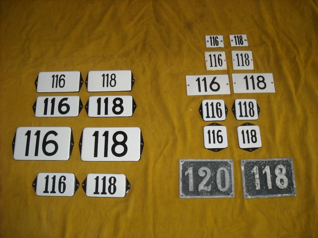 oud emaille huisnummer 116 en 118 ook 117 119 120 121 122 12, Ophalen of Verzenden