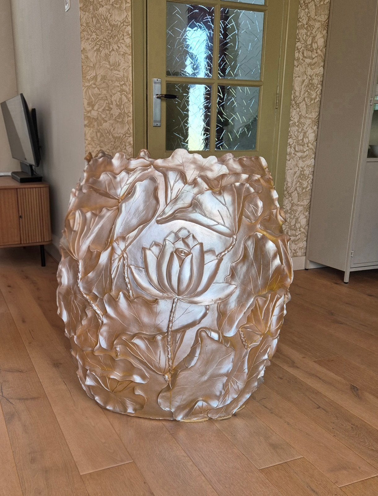 Decoratieve vaas met parelmoer bloemenmotief, Ophalen, Overige materialen, Overige kleuren, 50 tot 75 cm