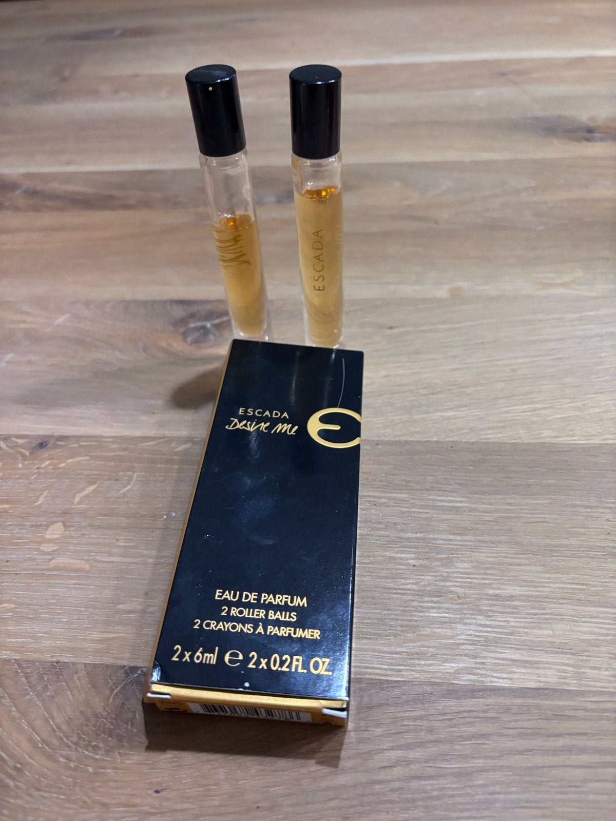 Escada Desire Me - 2x 6ml mini parfum rollers (discontinued), Ophalen of Verzenden, Zo goed als nieuw