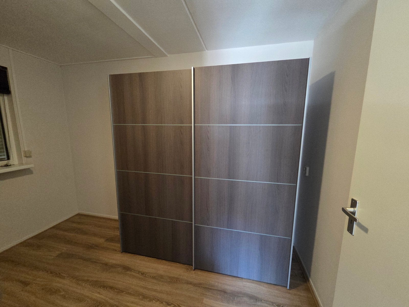 Kledingkast met schuifdeuren van Leen Bakker, Ophalen, Met deur(en), Gebruikt, 200 cm of meer