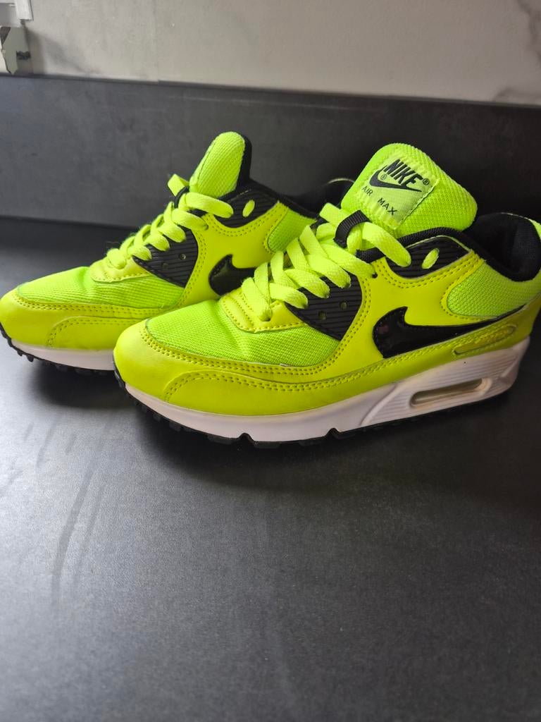 Nike Air Max 90 Neon Geel - Maat 37, Kleding | Dames, Schoenen, Ophalen of Verzenden