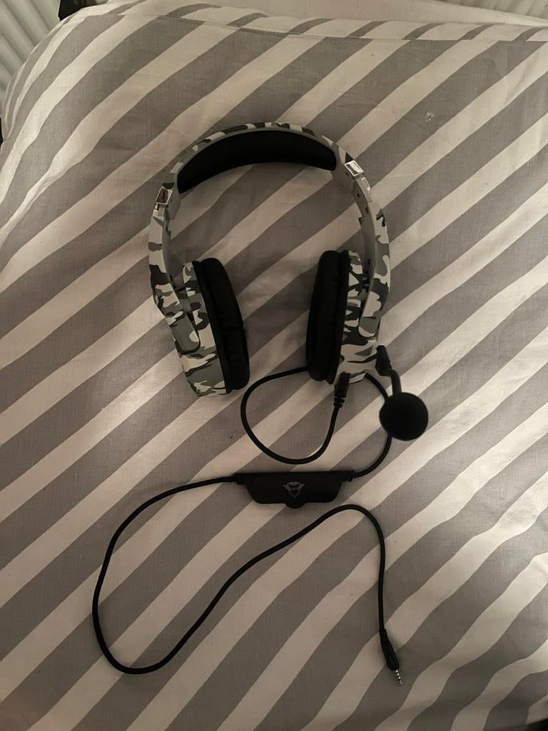 GXT headset met mic (voor playstation consoles en meer), Computers en Software, Headsets, Gebruikt, Mute-functie, On-ear, Ophalen of Verzenden