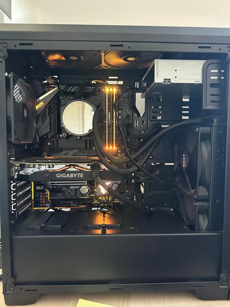 Gaming PC - Ideaal voor de serieuze gamer, Ophalen, Gebruikt, Gaming, SSD