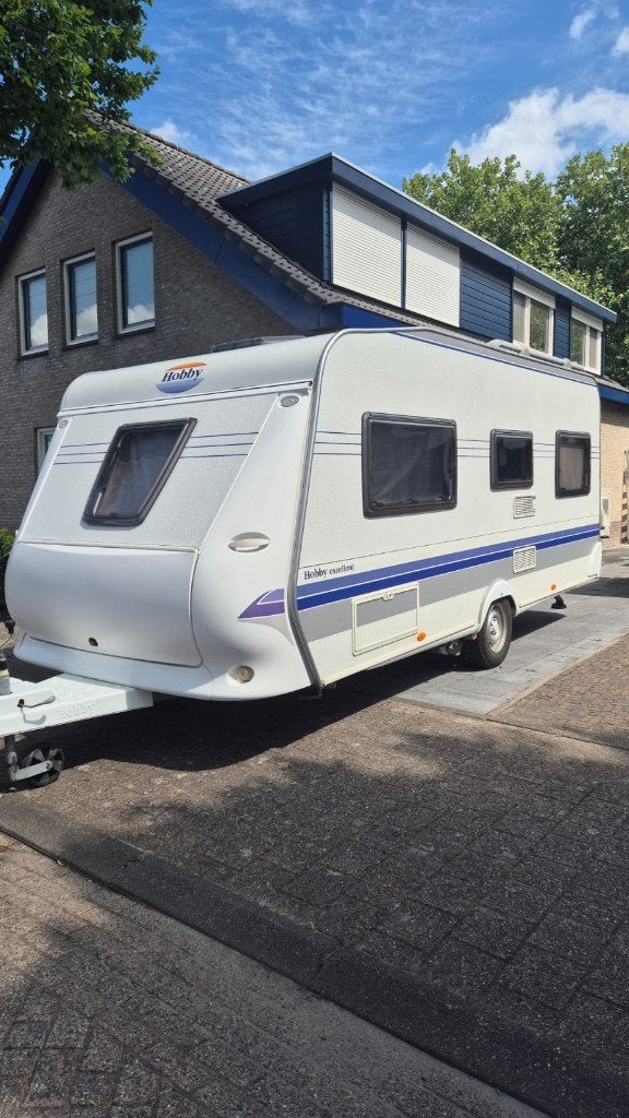 Prachtige Hobby 460 UFe (2008)Truma Mover me, DorémaVoortent, Rondzit, Hobby, Particulier, Vast bed