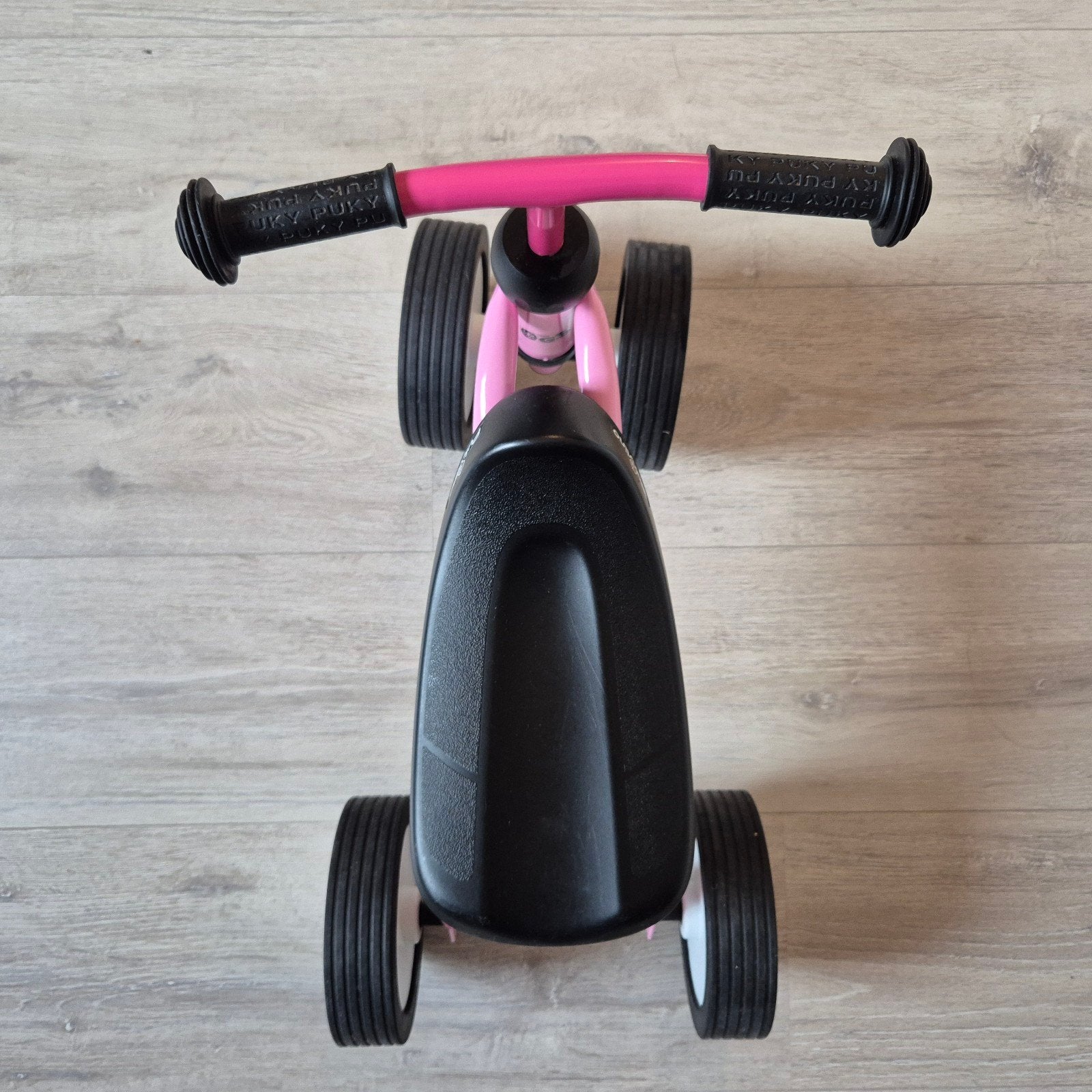 Foto 7 van Pukylino loopfiets roze - vanaf 1 jaar oud