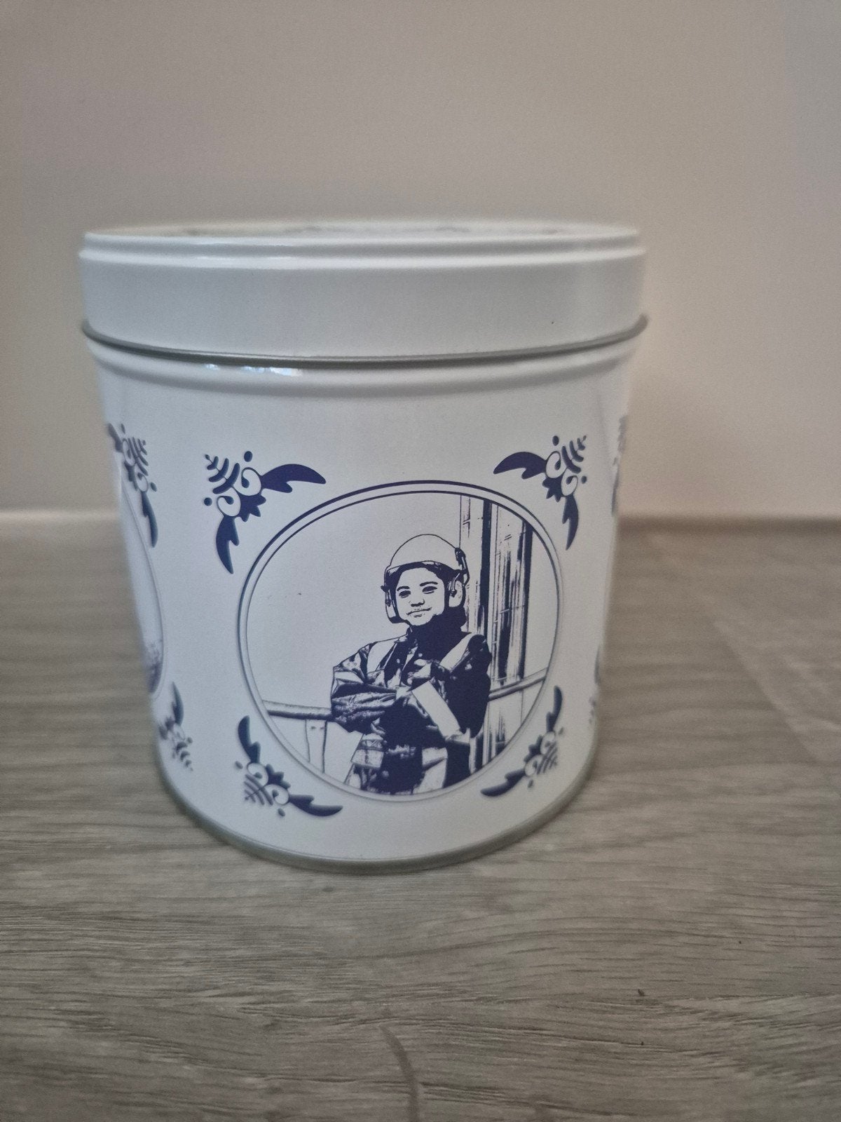Cosun Stroopwafel Blik - 10cm hoog, 10cm diameter, Verzamelen, Ophalen of Verzenden, Zo goed als nieuw, Koek(jes), Overige merken