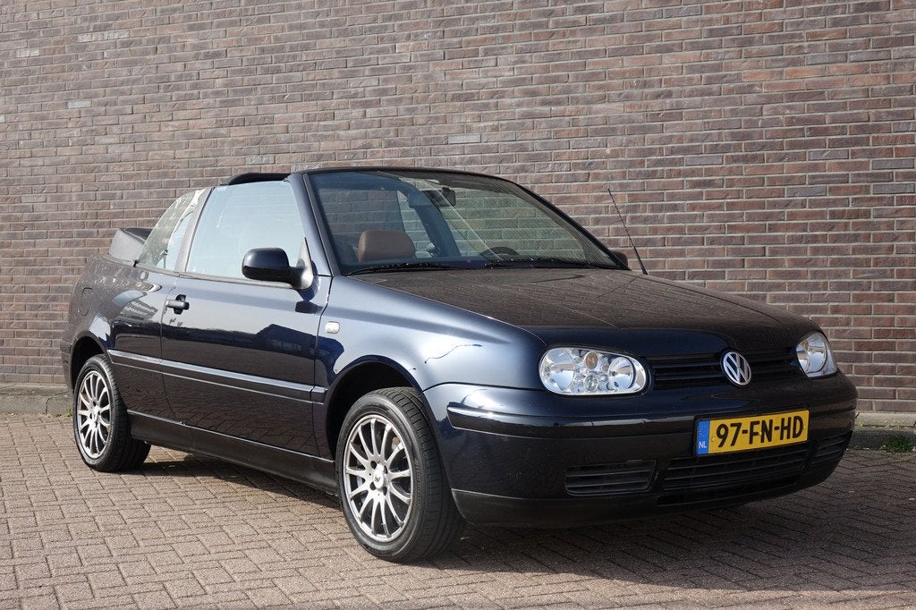Volkswagen Golf Cabriolet 1.8 Highline, blauwe stoffen elekt, Cabriolet, Bedrijf, Handgeschakeld, 1781 cc