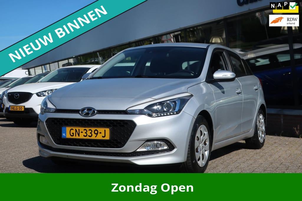 Hyundai I20 1.2 HP i-Motion 2e EIG_LED_AIRCO_CRUIS_PDC_NAP., Euro 6, 4 cilinders, Origineel Nederlands, Bedrijf