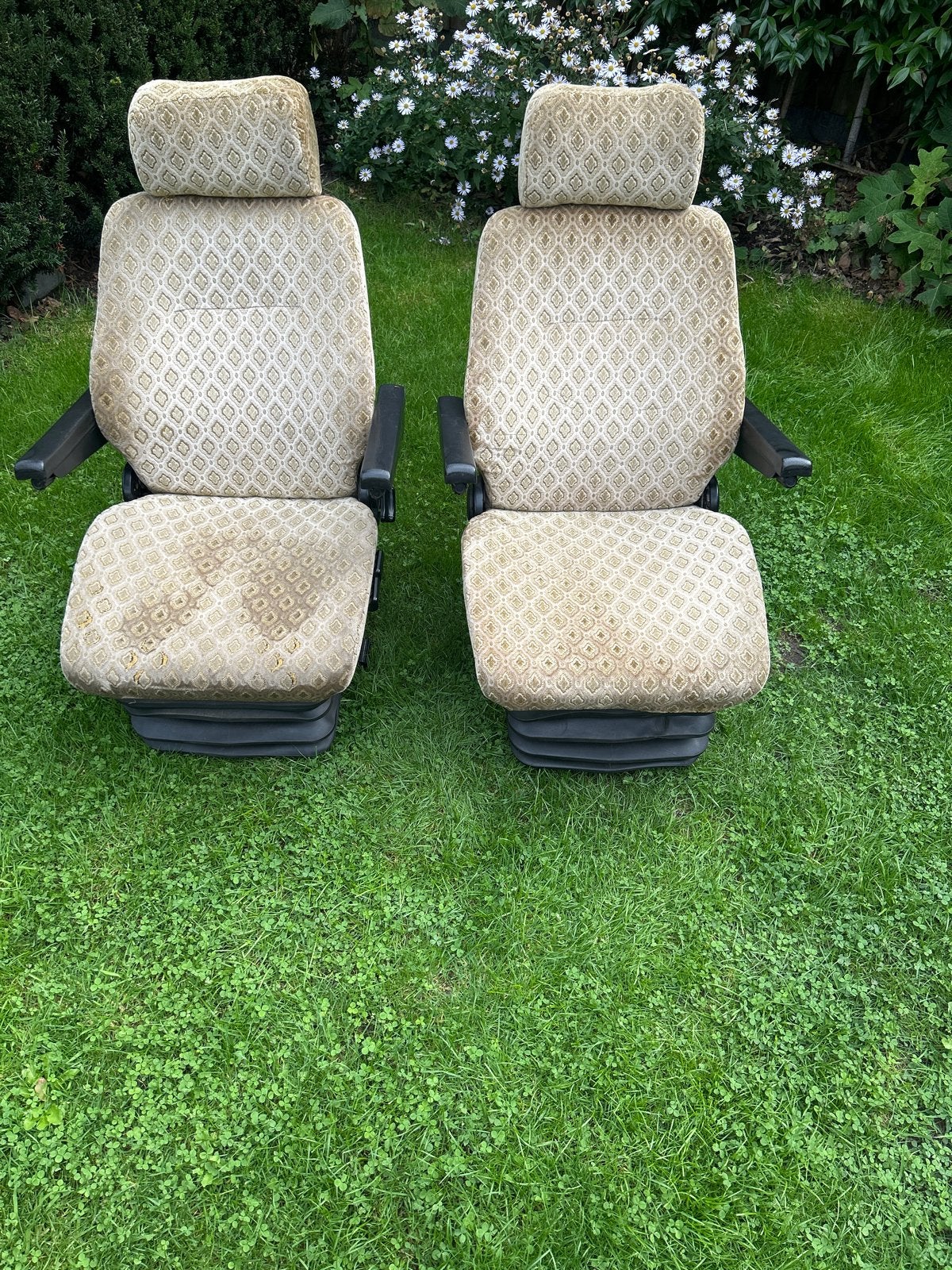 ISRI Stoelen - Bestelwagen/Camper Stoelen (2 stuks), Auto-onderdelen, Ophalen, Gebruikt, Overige automerken