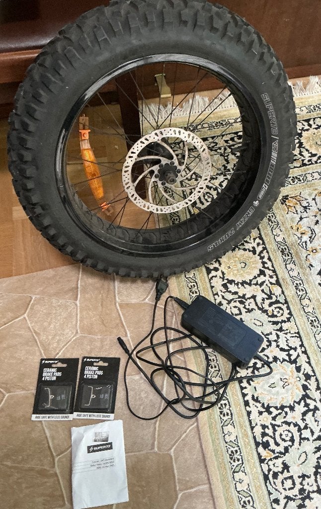 Fat bike SuperR3_GRZL oplader, remblokken en wiel met band, Ophalen, Zo goed als nieuw, Overige merken