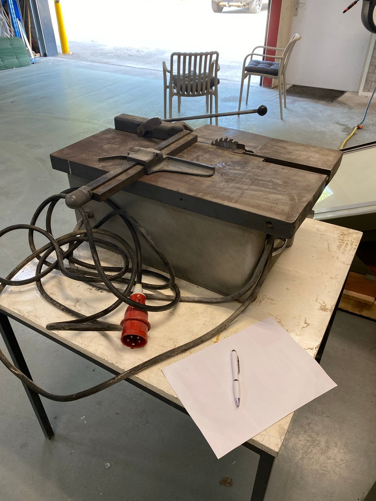 Klassieke Amerikaanse Zaagmachine The Morrison Company 380V, Doe-het-zelf en Verbouw, Gereedschap | Zaagmachines, Ophalen, Gebruikt