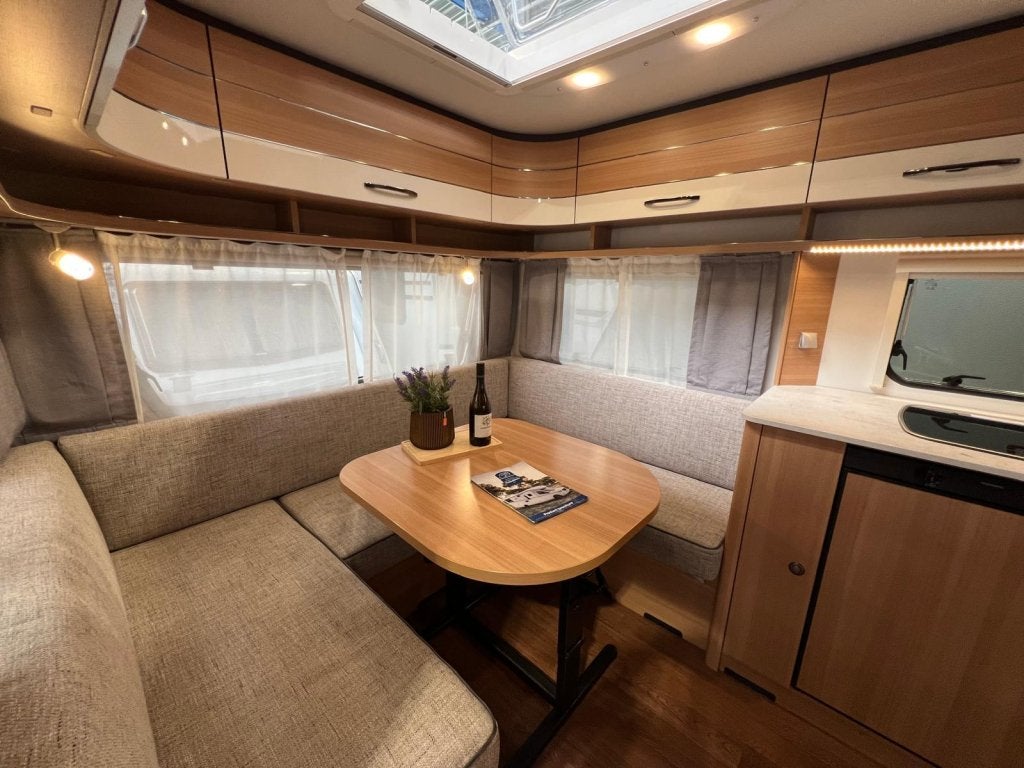 LMC Style 440 D Mover, Fietsenrek, Voortent, TV, Schokbreker, Rondzit, Bedrijf, Overige typen