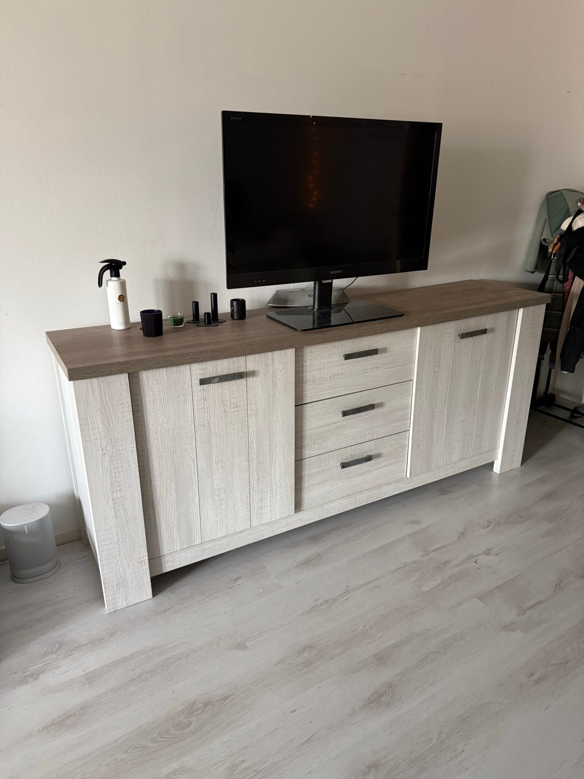 Modern Dressoir in Grijs/Taupe 200x85x46cm, Huis en Inrichting, Kasten | Dressoirs, Ophalen, Gebruikt, 150 tot 200 cm, Met lade(s)