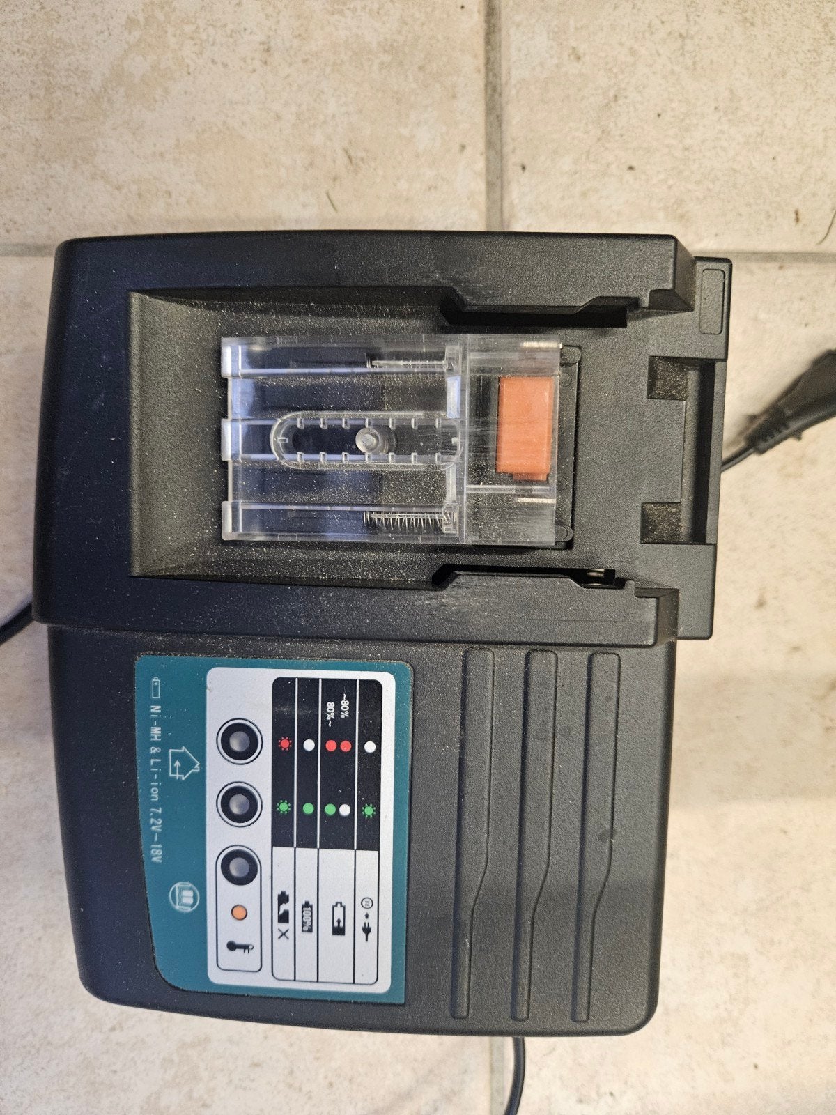 acculader 7.2V-18V voor makita accu's, Ophalen of Verzenden, Gebruikt