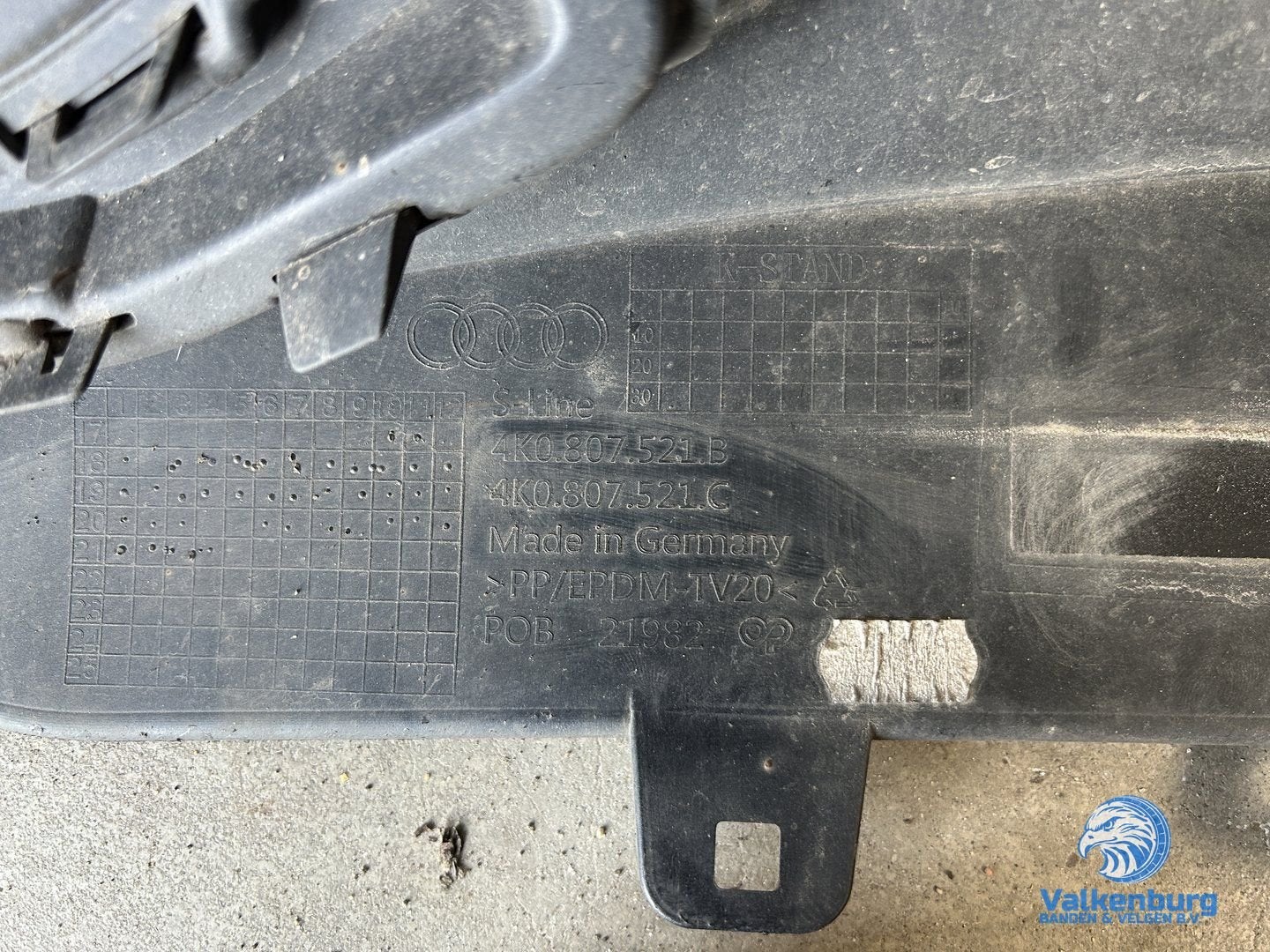 Originele Audi A6 C8 4K S-line Achter Bumper Diffuser 4K0807, Auto-onderdelen, Gebruikt, -, -, Ophalen of Verzenden