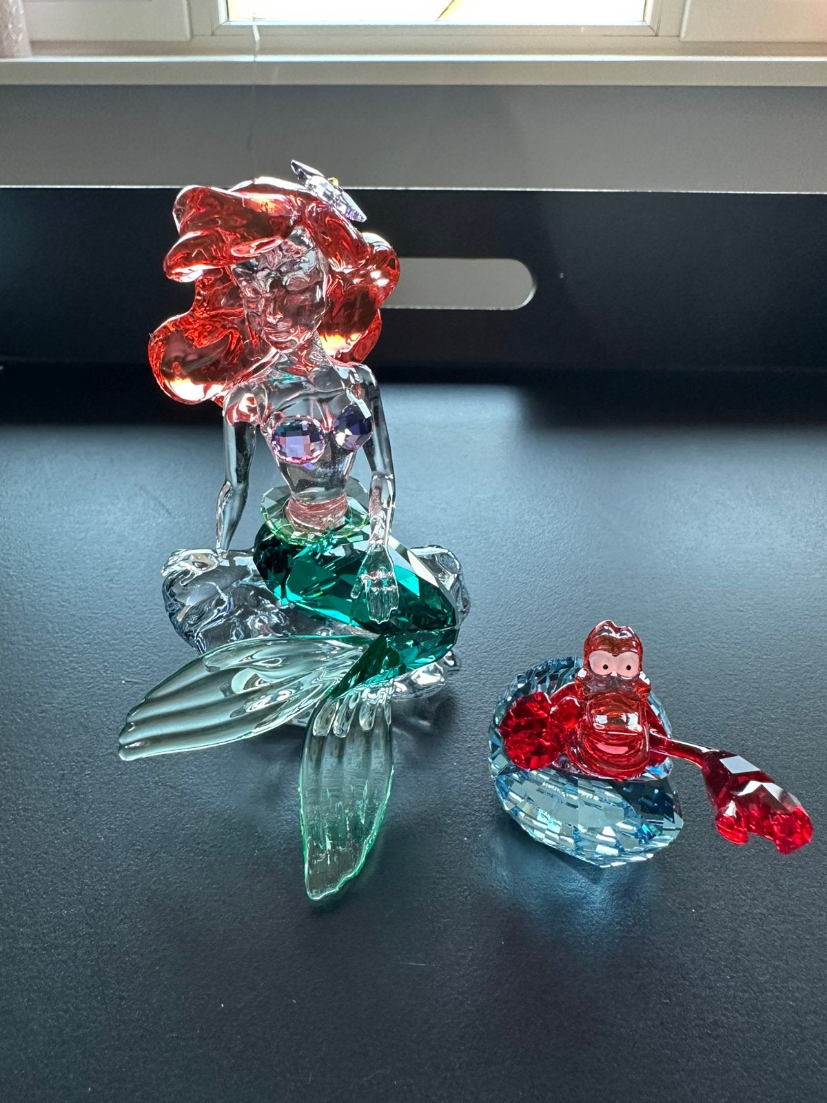 Swarovski Disney De Kleine Zeemeermin Ariel en Sebastiaan, Ophalen, Zo goed als nieuw, Figuurtje