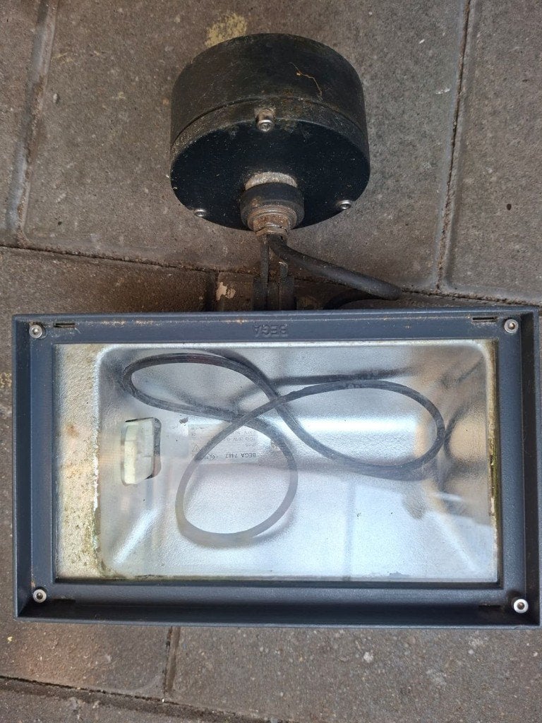 Degelijke buitenlamp 5 stuks merk BEGA, type 7487, Ophalen of Verzenden, Gebruikt, Modern