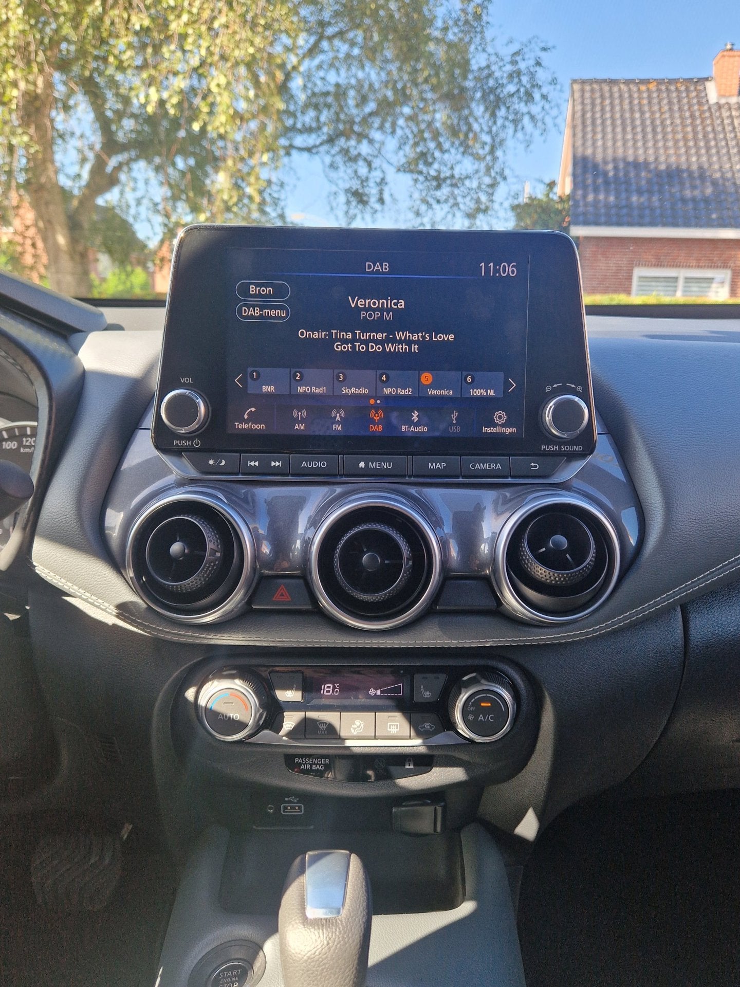 Foto 9 van Nissan Juke 1.0 DIG-T N-Design AUTOMAAT !