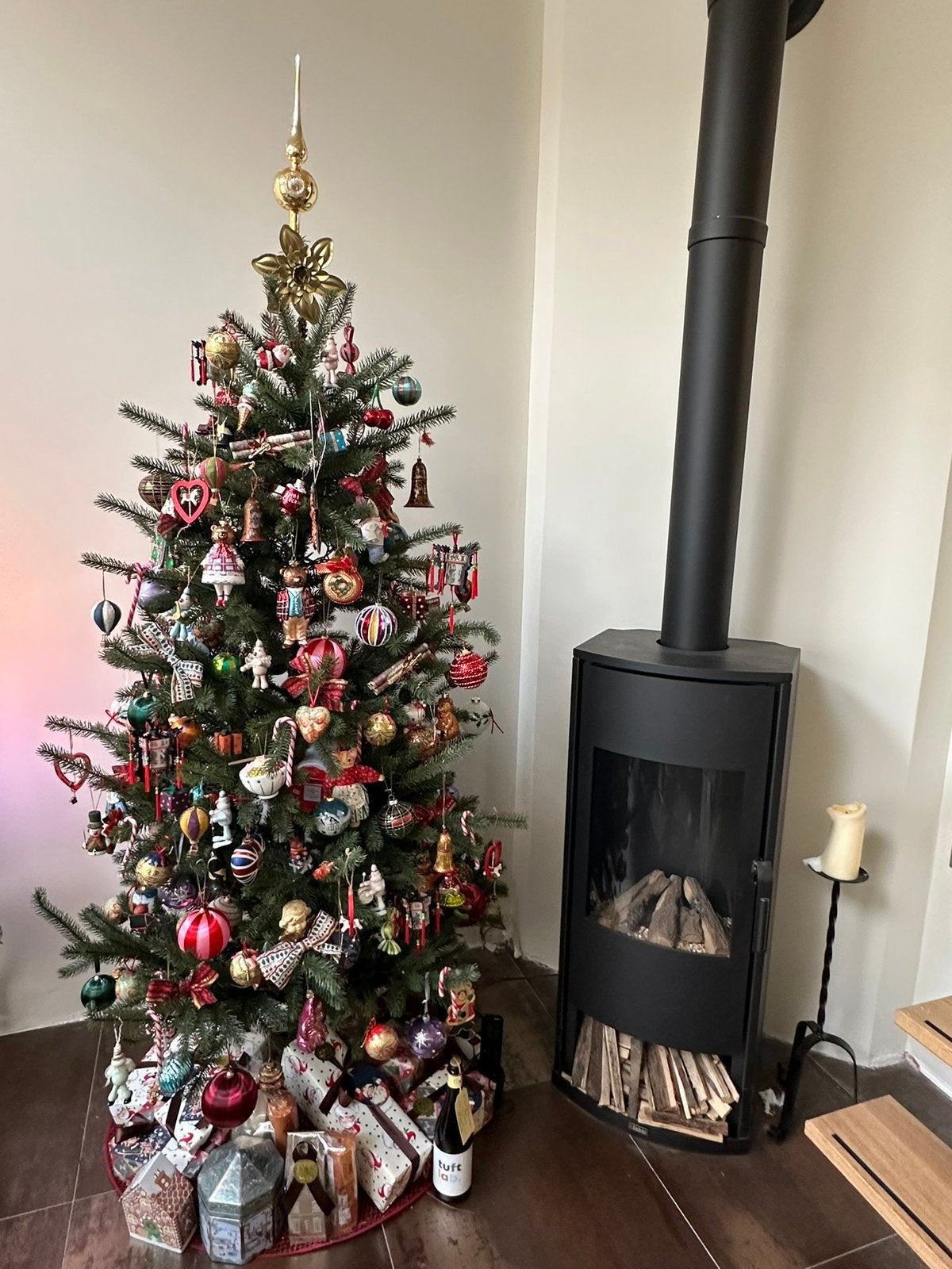 kerstboom 2.10 meter, Ophalen, Zo goed als nieuw