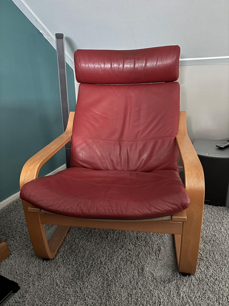 Nette hout met leer relaxstoel ikea, Ophalen, Zo goed als nieuw, Eén, Rood