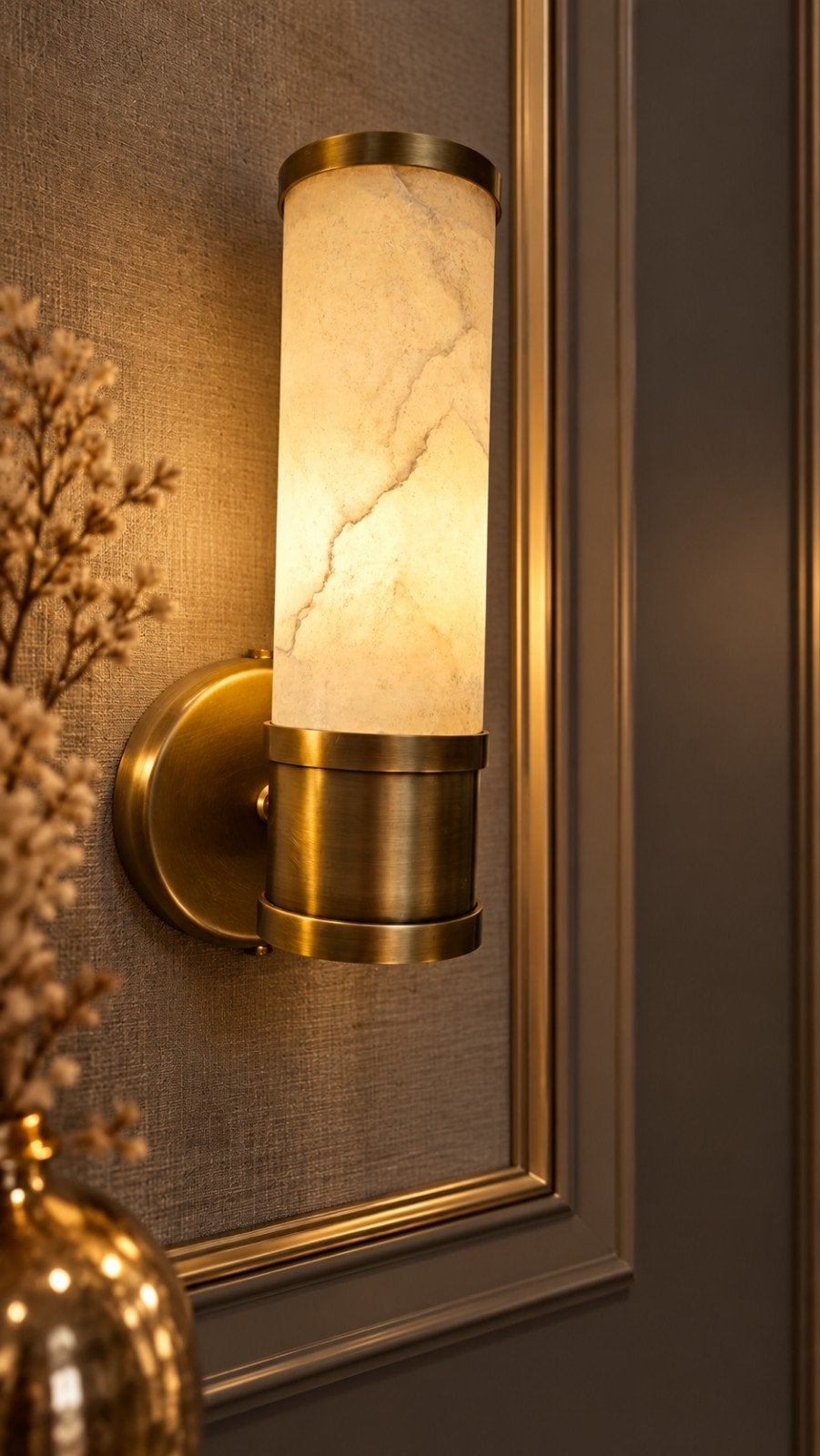EICHHOLTZ NIEUW Claridges Wandlamp Antiek Messing Albast 29,, Natuurlijk materiaal, Meerkleurig, E14 (klein), Nieuw