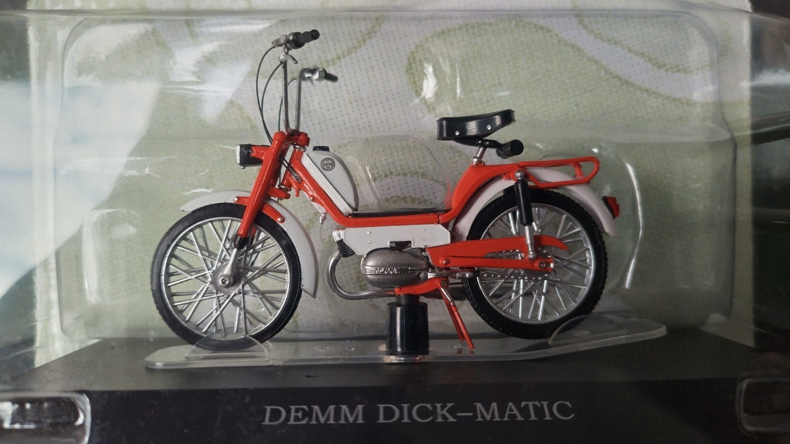 Demm Dick Maric Brommer 1:18 Leonie Pol, Overige merken, Verzenden, ., Nieuw