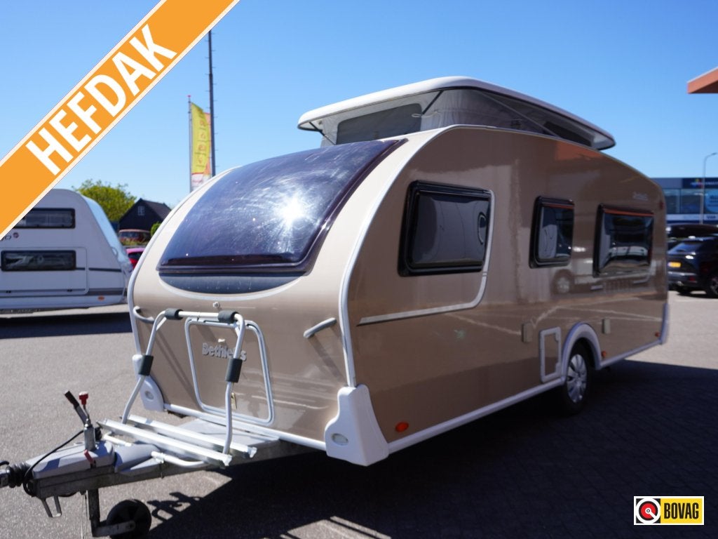 Dethleffs Tourist HD 460 MET UNICO VOORTENT, Schokbreker, Overige typen, Dethleffs, 1000 - 1250 kg