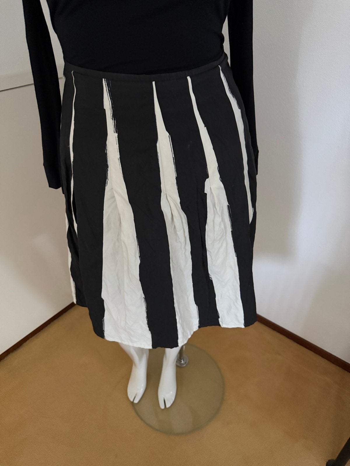 Annette Gortz rok zwart wit streep lengte 64 cm, Kleding | Dames, Verzenden, Zwart, Maat 42/44 (L), Knielengte