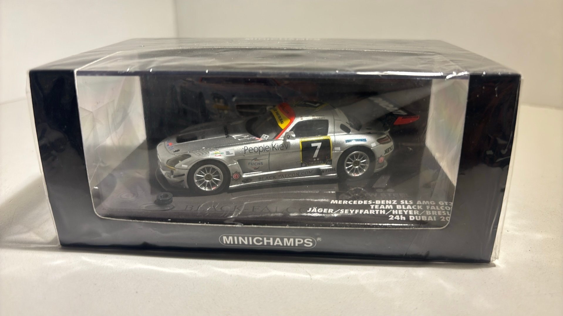 Mercedes benz sps amg gt3 24h dubai minichamps 1.43, Auto, Ophalen of Verzenden, MiniChamps, A
