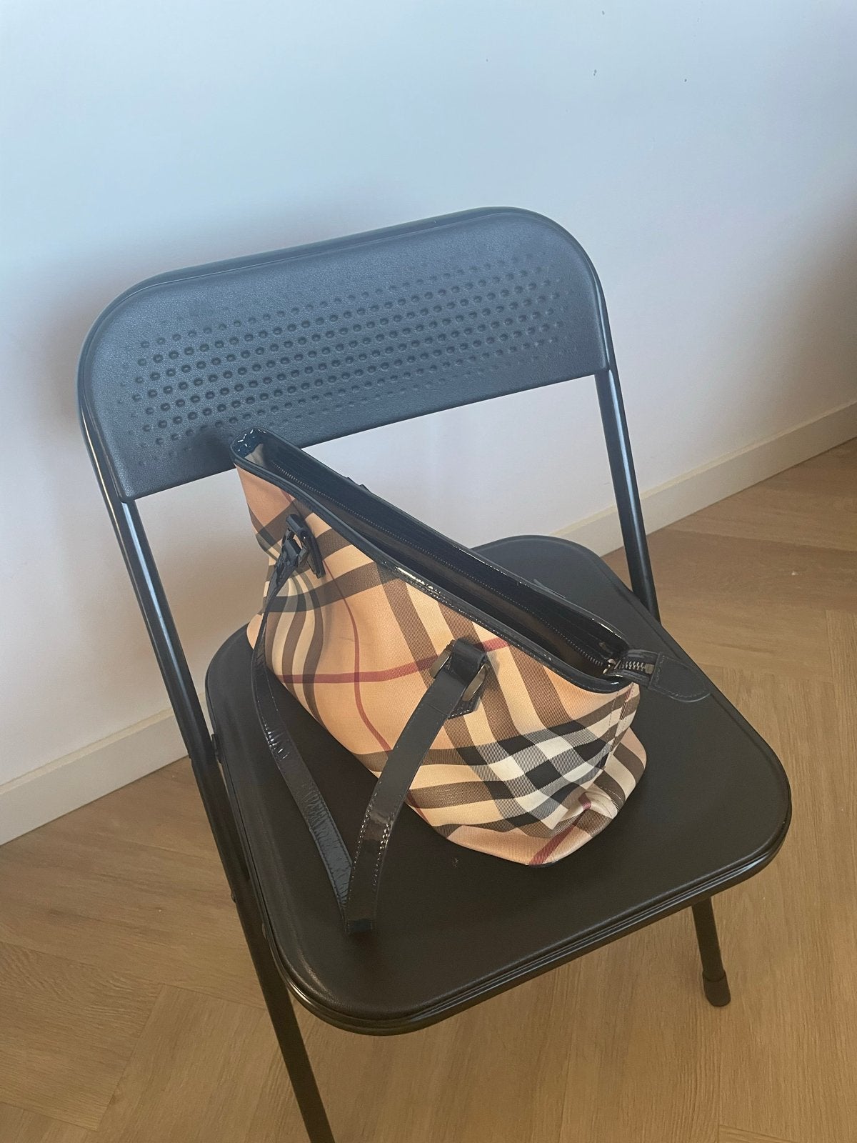 Burberry handtas met Nova Check patroon, Sieraden, Tassen en Uiterlijk, Tassen | Damestassen, Ophalen, Gebruikt, Beige, Handtas