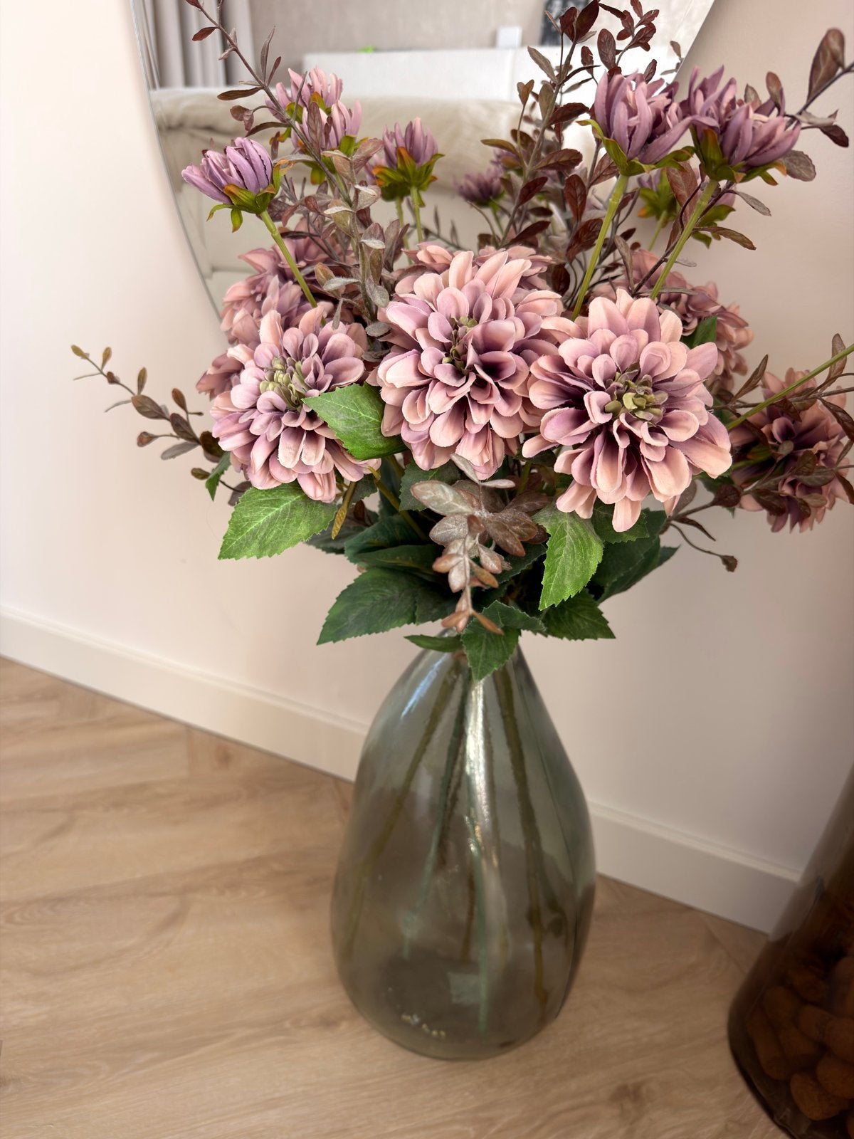 Organische blauwe vaas met kunstbloemen, Ophalen, Gebruikt, Blauw, Inclusief decoratie